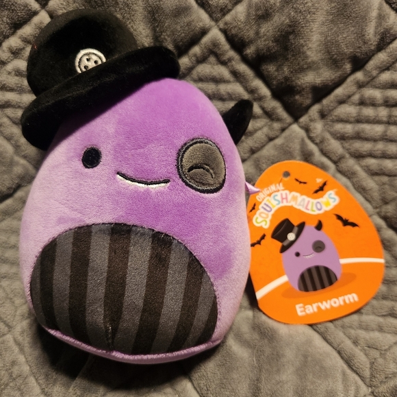 Squishmallows 5" Purple Halloween Earworm the Monster Plush NWT 12/11/2023 - Picture 1 of 5